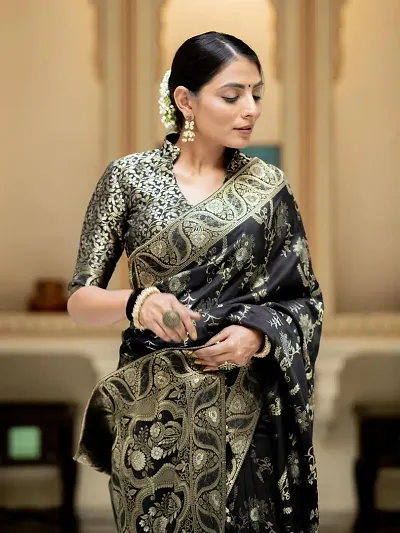 Trending Art Silk Saree with Blouse piece 