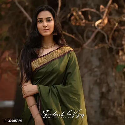 Beautiful Art Silk Green Jacquard  Saree with Blouse piece For Women-thumb5