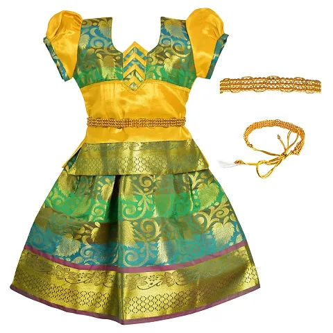 Traditional South Indian Style Pattu Langa Silk Pattu Pavadai Lehenga Choli for Girls