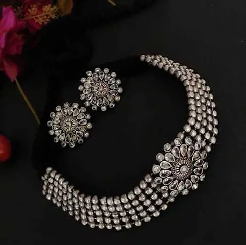 Must Have Jewellery Set 