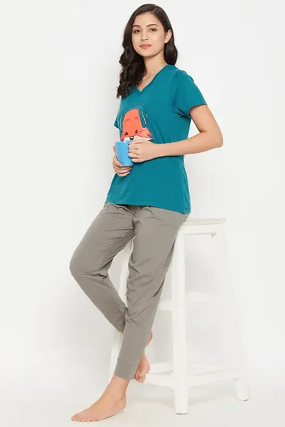 Clovia Emoji Print Top And Solid Pajama Set - Cotton