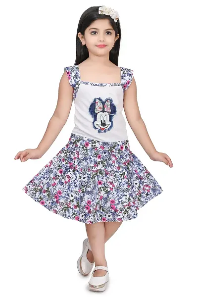 Star Collection Girl's Cotton Clothing Set Flower Printed Sleeveless Top & Knee Length Skirt.