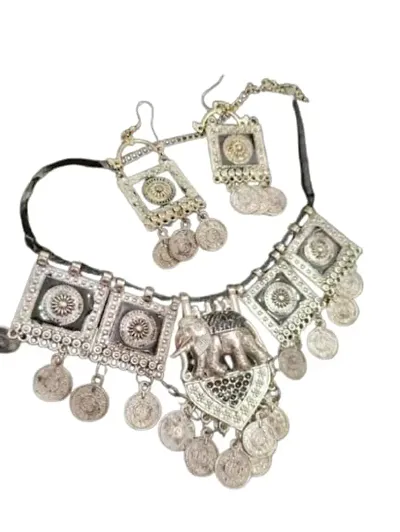 Stylish Metal Jewellery Set For Women