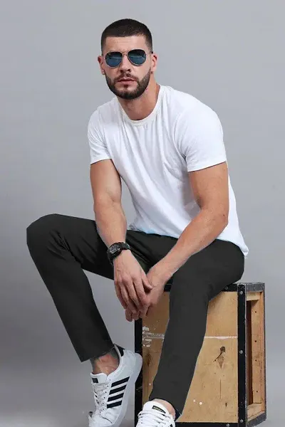 Stylish Best Priced Cotton Solid Chinos For Men
