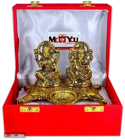 ME & YOU Laxmi Ganesha Showpiece, Gold Plated Laxmi Ganesha Statue, Ideal Gift for Diwali, House Warming, Office (9 cm)