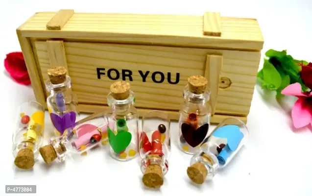 ME&YOU Message Pills, 7 Message Capsule in wooden box