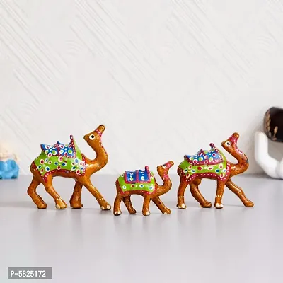 Handicrafted Showpiece for Home/Office/Room Decor | showpiece for Home Decor Stylish | Handicraft Items for Home Decor | Best Decorative Item for Festive Decor and Gifts (Camel)