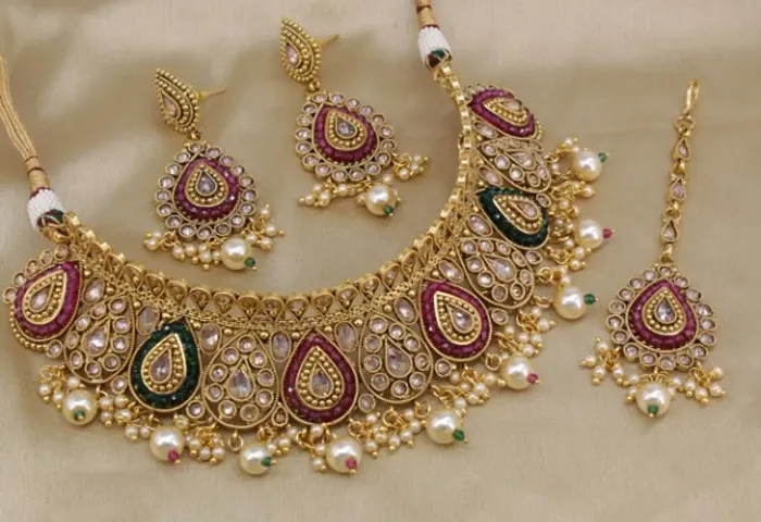 Party Wear Gold Plated Alloy Pearl Jewellery Set