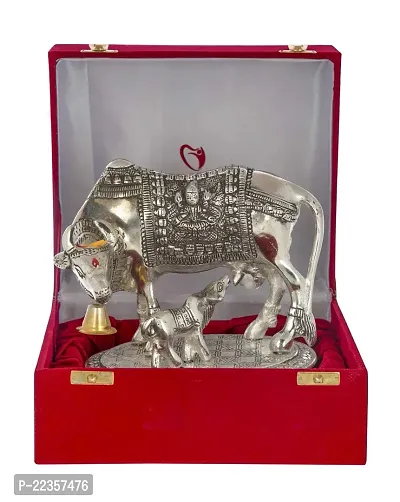 International Gift Silver -Plated Kamdhenu Cow With Calf Statue With Luxury Velvet Box, 6.5 X 20 X 14 Cm (Set Of 18)