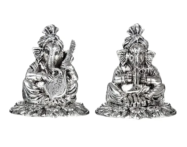 Hot Selling Showpieces & Figurines 