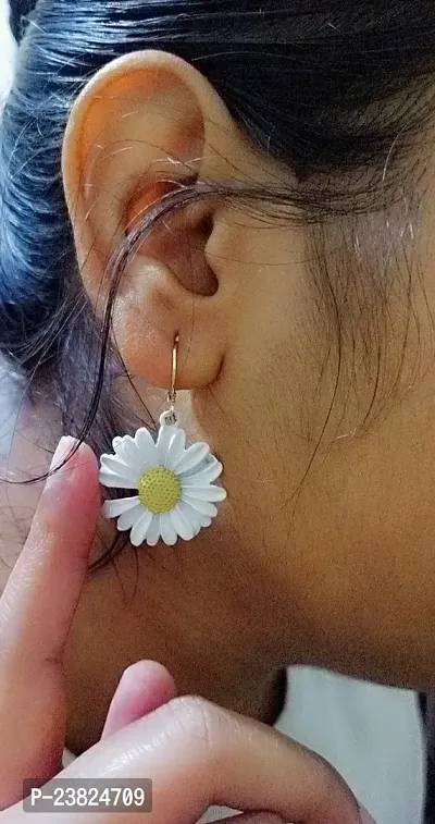 RV YUWON Trendy Daisy/Sunflower Earrings (White) For women and girls-thumb4