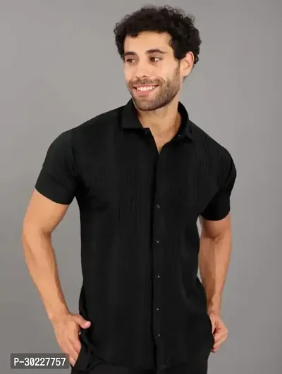 Stylish Black Cotton Solid Regular Fit Shirt For Men-thumb0