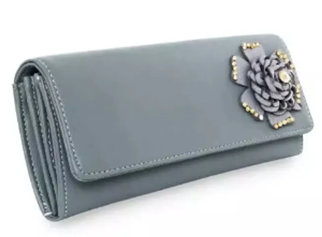 Stylish Fancy Designer Leather Clutches For Women