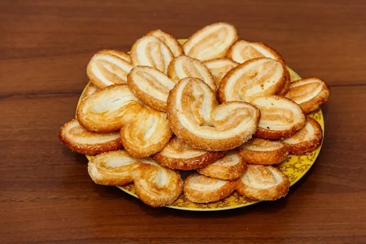 Palmier biscuits - french cookies