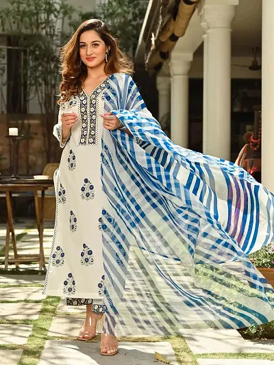 Stylish Printed Kurta, Bottom And Dupatta Set