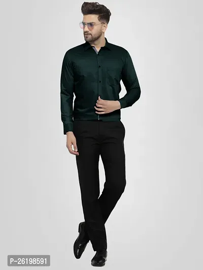 Stylish Green Cotton Solid Regular Fit Shirts For Men