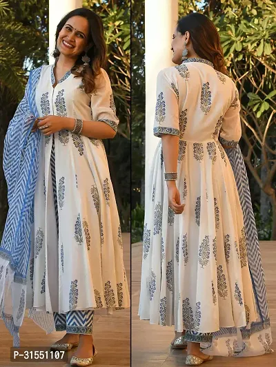 Stylish White Floral Printed Kurta, Bottom and Dupatta Set For Women-thumb0