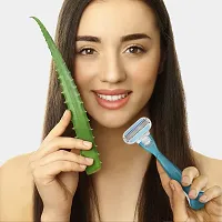 Gillette Venus Hair Removal Razor for Women with Aloe Vera, 1 Pc-thumb1
