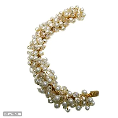 1 Juda Gajra Very Gorgeous Looking Pearl Studded Design in a Golden Colored Metallic Wire Juda Gajra Designer & Stylish Too