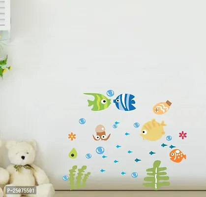 Abstract Multicolour Star Fish Lovely Fish Wall Sticker for Home d?cor (PVC Vinyl Covering Area 88.5X88 cm)-thumb3