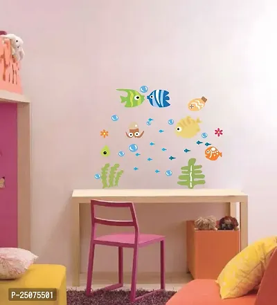 Abstract Multicolour Star Fish Lovely Fish Wall Sticker for Home d?cor (PVC Vinyl Covering Area 88.5X88 cm)-thumb5