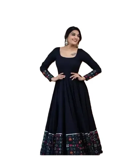 Hot Selling Cotton Blend Ethnic Gowns 