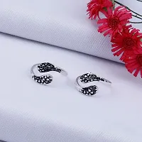 Bicchiya Traditional Silver Oxidized Toe Rings Set Bichiya for women-thumb1