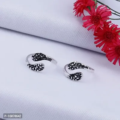 Bicchiya Traditional Silver Oxidized Toe Rings Set Bichiya for women-thumb2