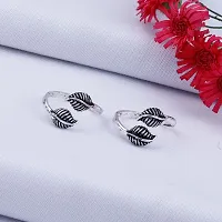 Women Traditional Silver Oxidized Toe Rings Set Bichiya for women-thumb1