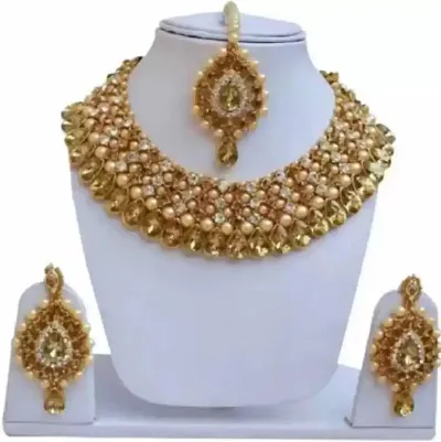 Must Have Alloy Jewellery Set 