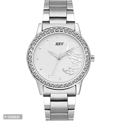 Women's Silver Analog Watch With Metal Strap