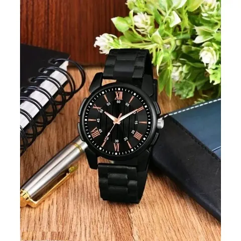 Stylish Men Metal Analog Watch