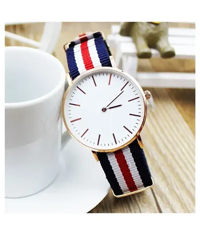 New stylish awesome Nylon Analog Men's Watch