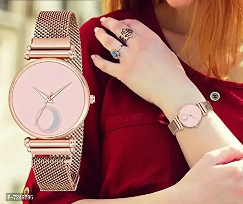 Moon Dial Unique Designer Rose Gold Magnetic Metal Strap Womens and Girls Watch