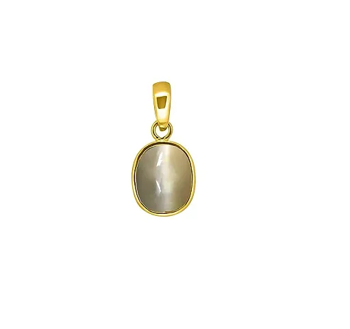 Cat Eye lehsunia gemstone pendant for astrological benefits