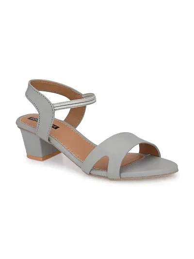 Must Have fashion sandals For Women 