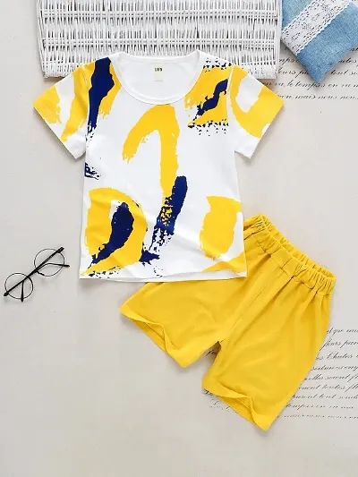 Fashionable T-Shirts with Shorts Set For Boys