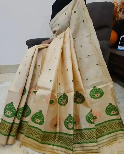 Beautiful Silk Saree with Blouse piece For Women