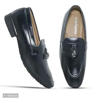 Stylish Black Synthetic Leather Self Design Casual Shoes For Men