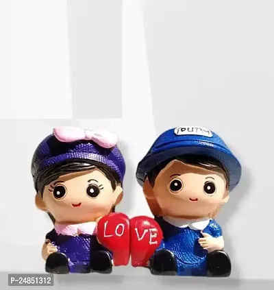 Love Couple Statue Figurine Pack Of 1