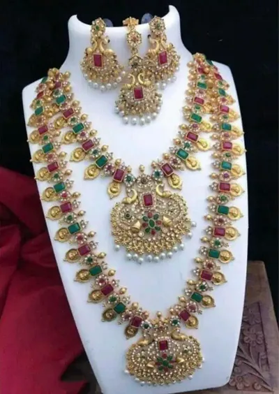 Must Have Jewellery Set 