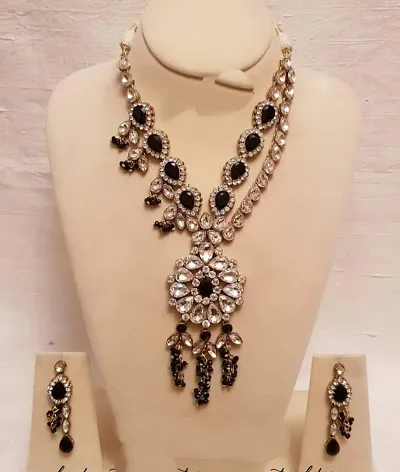 Trendy Jewellery Set 