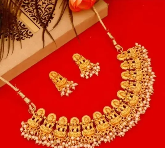 Stylish Alloy AD Kundan Cubic Zirconia Jewellery Choker Set