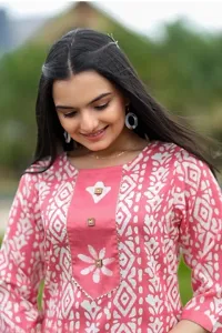 Stylish Pink Cotton Blend Graphic Print Kurta Bottom Set For Women-thumb2