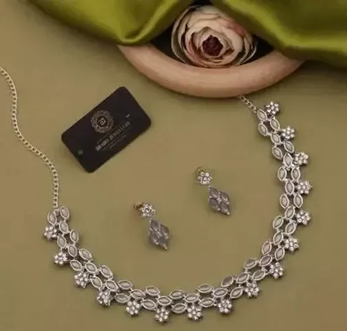 New Necklace With 1 pair Of Earrings For Women And Girl