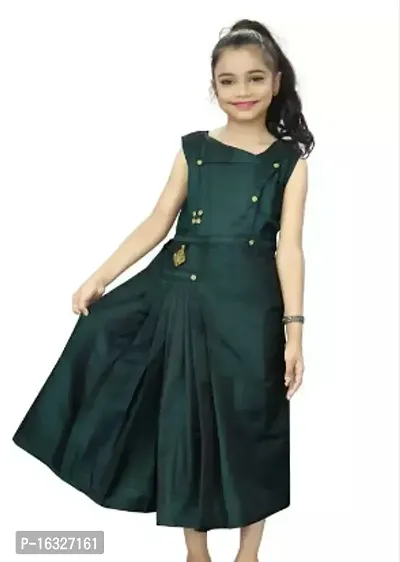 Fabulous Green Crepe Solid Fit And Flare Dress For Girls