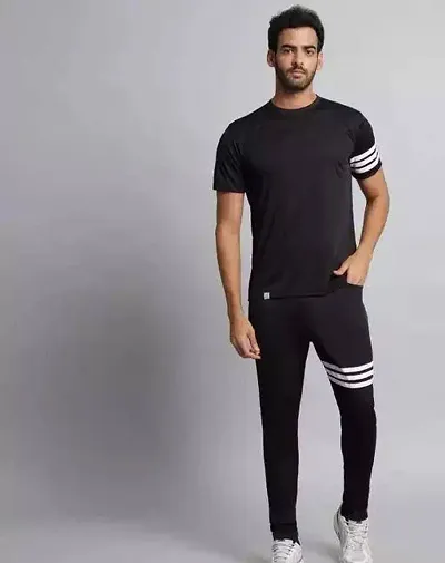 Fabulous Solid Tracksuit For Men