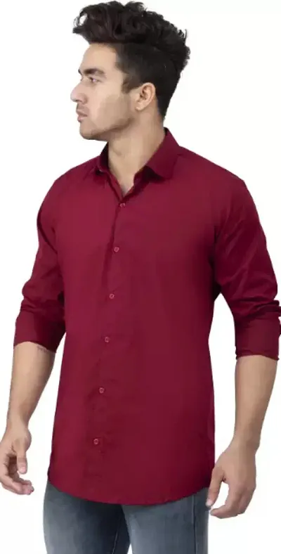 Fabulous Crepe Solid Casual Shirts For Men