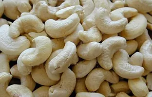 Dry Fruits Cashew and Dry Fruits- Raisins-thumb2