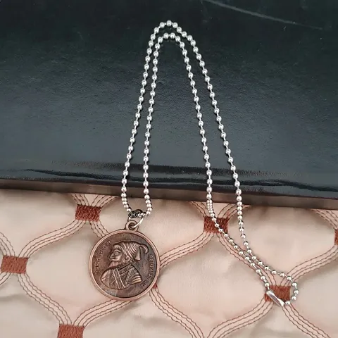 Must Have Pendant Chain 